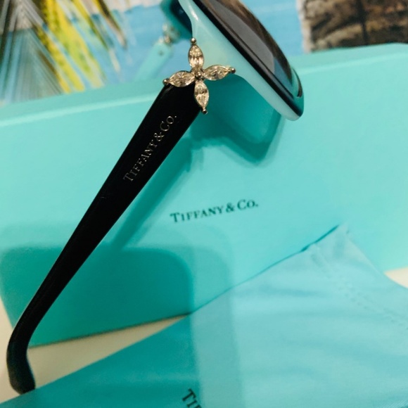 Tiffany sunglasses - Picture 3 of 3